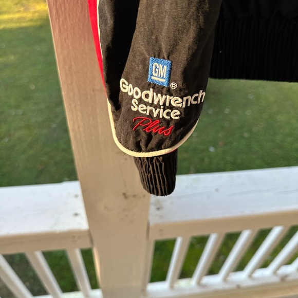 Size Large Vintage NASCAR Dale Earnhardt jacket - Picture 2 of 7